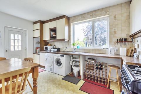 21 Uplands, Beckenham, BR3 3NB