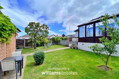 86 Fforddisa, Prestatyn, LL19 8EE