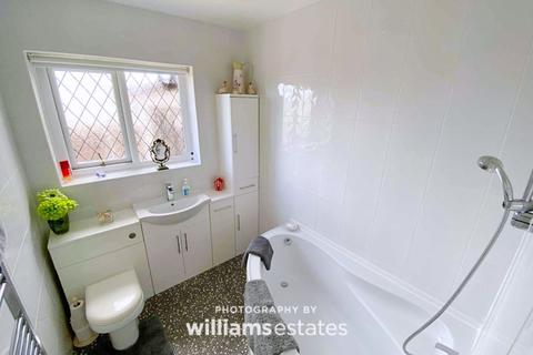 86 Fforddisa, Prestatyn, LL19 8EE