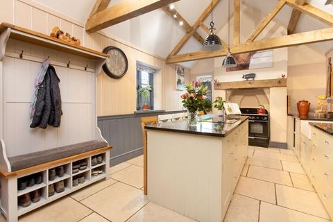 4 bedroom semi-detached house for sale - Chequers, Corsham