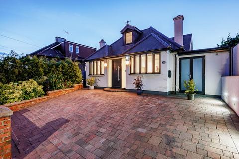 14 Studland Road, London, W7 3QX
