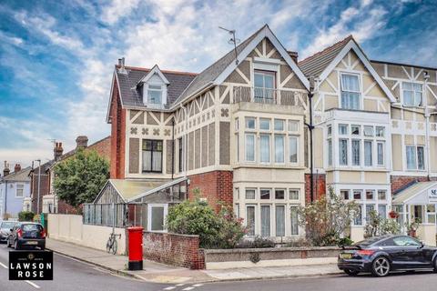 6 bedroom end of terrace house for sale - Festing Grove, Southsea