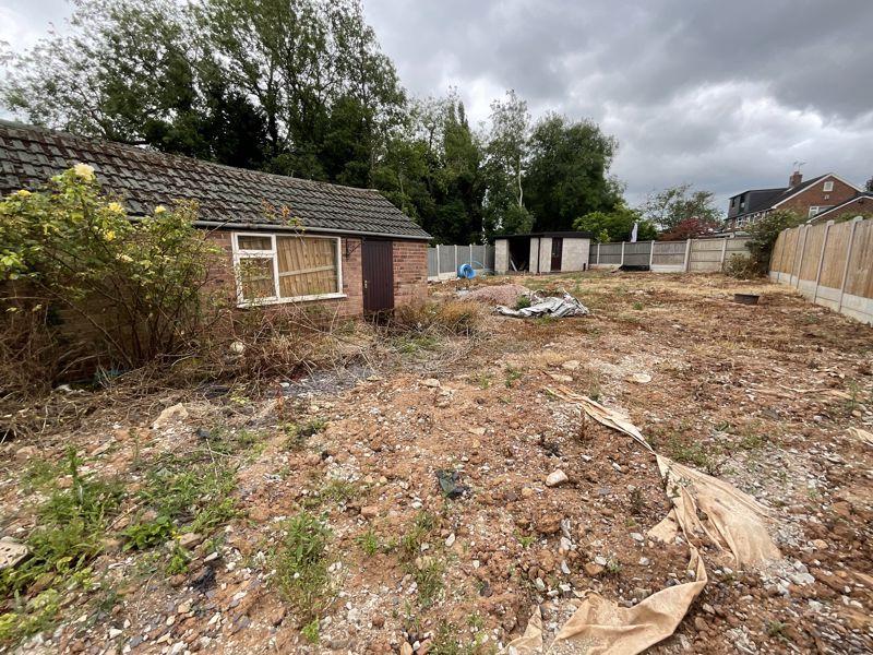 New Inn Lane, Trentham 3 bed property with land £150,000