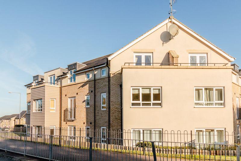Cromwell Drive, Hinchingbrooke Park... 2 bed apartment £190,000