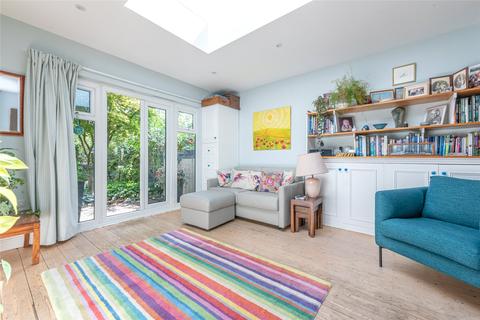81 Holland Road, London, NW10 5AT