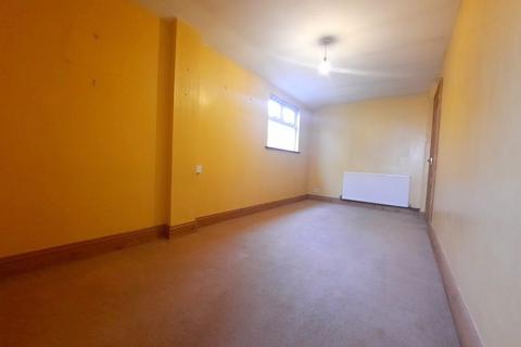 23 Colonial Road, Feltham, TW14 8AA