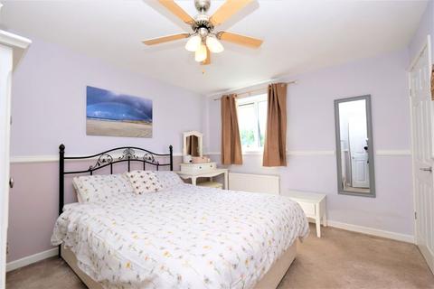 26 Castlerea Close, Eccles, Manchester, M30 0JY