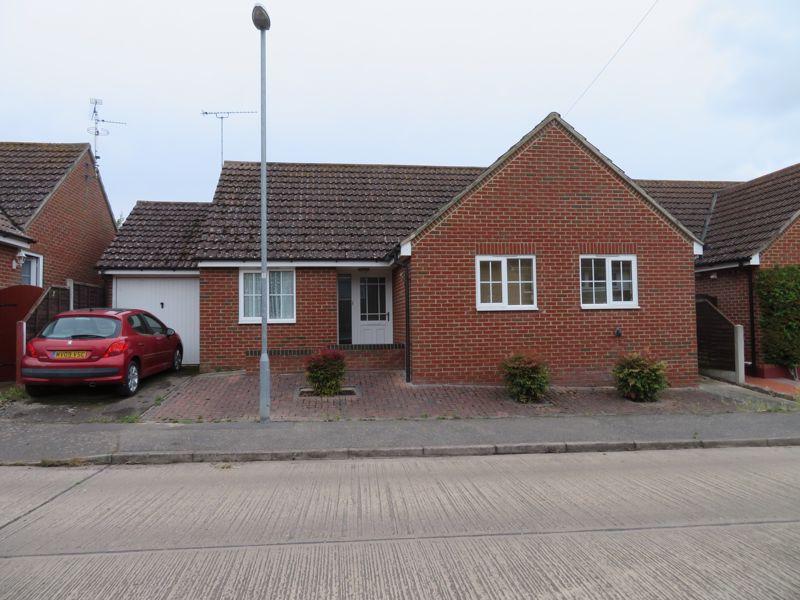 Road, Tollesbury 2 bed bungalow £325,000