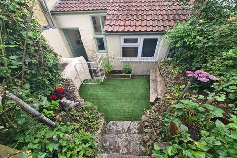 26 Court Barton, Crewkerne, TA18 7HP