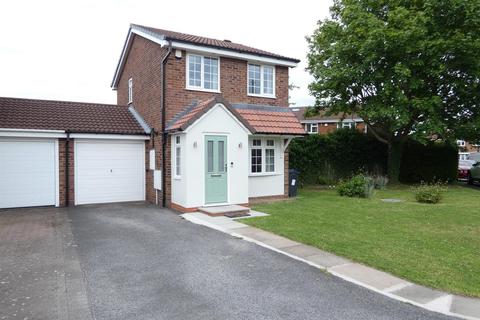 1 Bates Close, Sutton Coldfield, B76 1TL