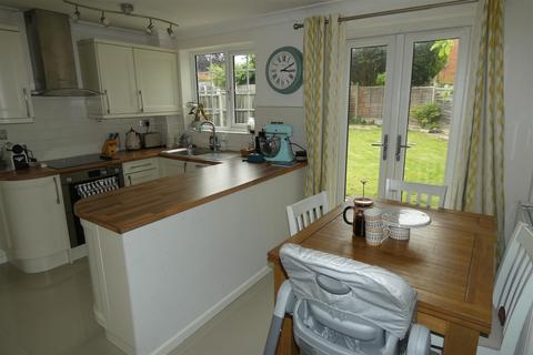1 Bates Close, Sutton Coldfield, B76 1TL