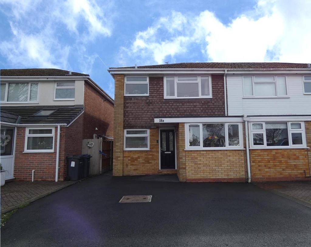Signal Hayes Road, Walmley 3 bed semidetached house £340,000