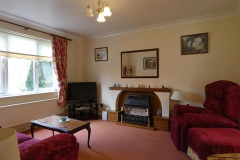 2 Argus Close, Sutton Coldfield, B76 2TG