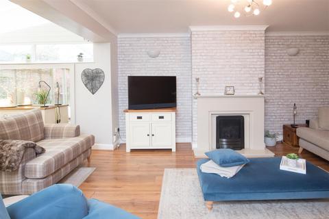 8 Crawford Road, Sutton Coldfield, B76 1NH