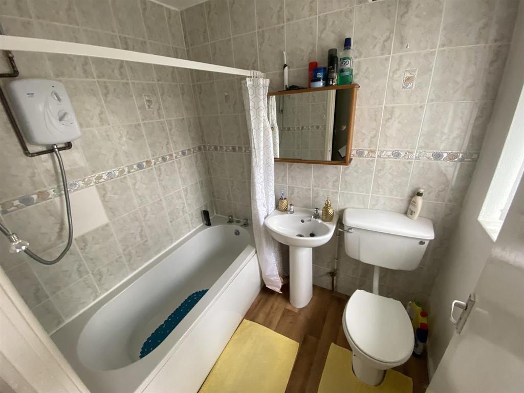 Acorn Ridge, Shirebrook, Mansfield 1 bed semidetached bungalow £78,000