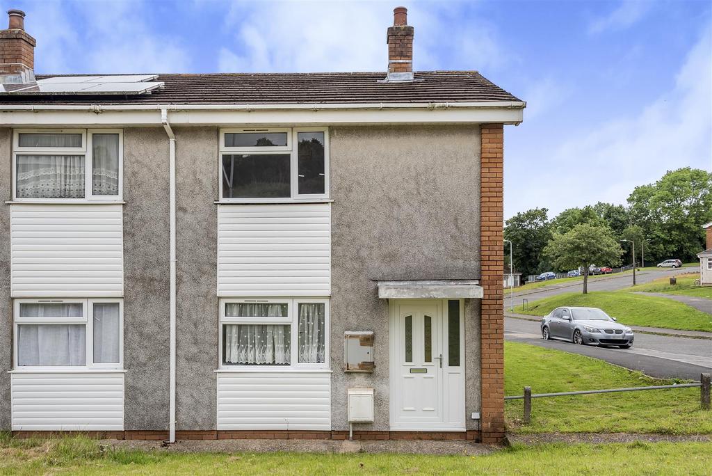 Bryniago, Pontarddulais, Swansea 2 bed end of terrace house for sale
