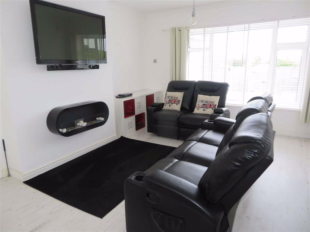 Rhianfa, Benllech, Isle Of Angelsey 4 bed detached bungalow £335,000