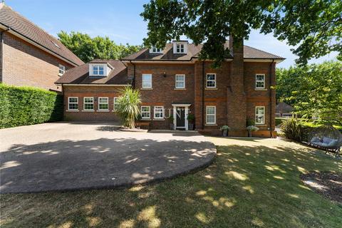 30 Regents Drive, Woodford Green, IG8 8RZ