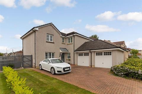 17 Bruce Road, Crossgates, Cowdenbeath, KY4 8AZ