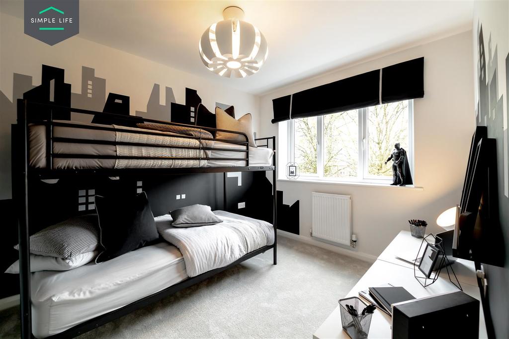 Holly bedroom1.jpg