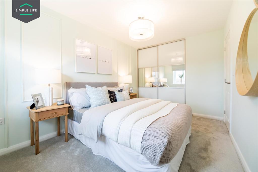 Holly bedroom3.jpg