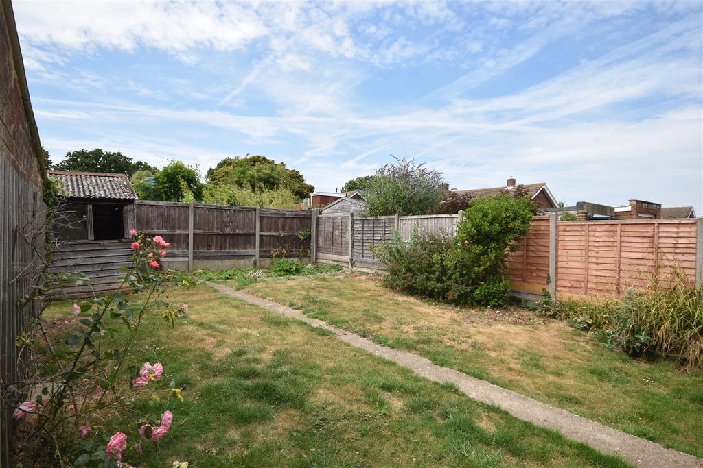 Evenhill Road, Littlebourne, Canterbury 2 bed semidetached bungalow