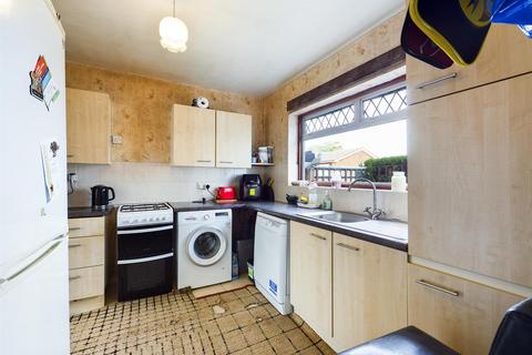 52 Brierley, New Addington, Croydon, CR0 9DQ