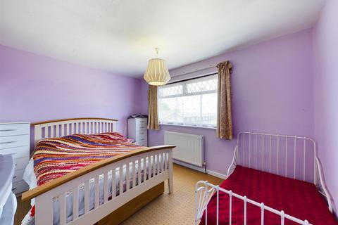 52 Brierley, New Addington, Croydon, CR0 9DQ