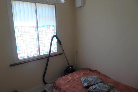 56 Victoria Avenue, Hounslow, TW3 3ST