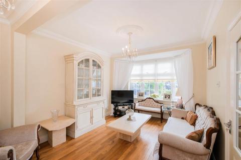 35 Harold Road, Chingford, London, E4 9SN