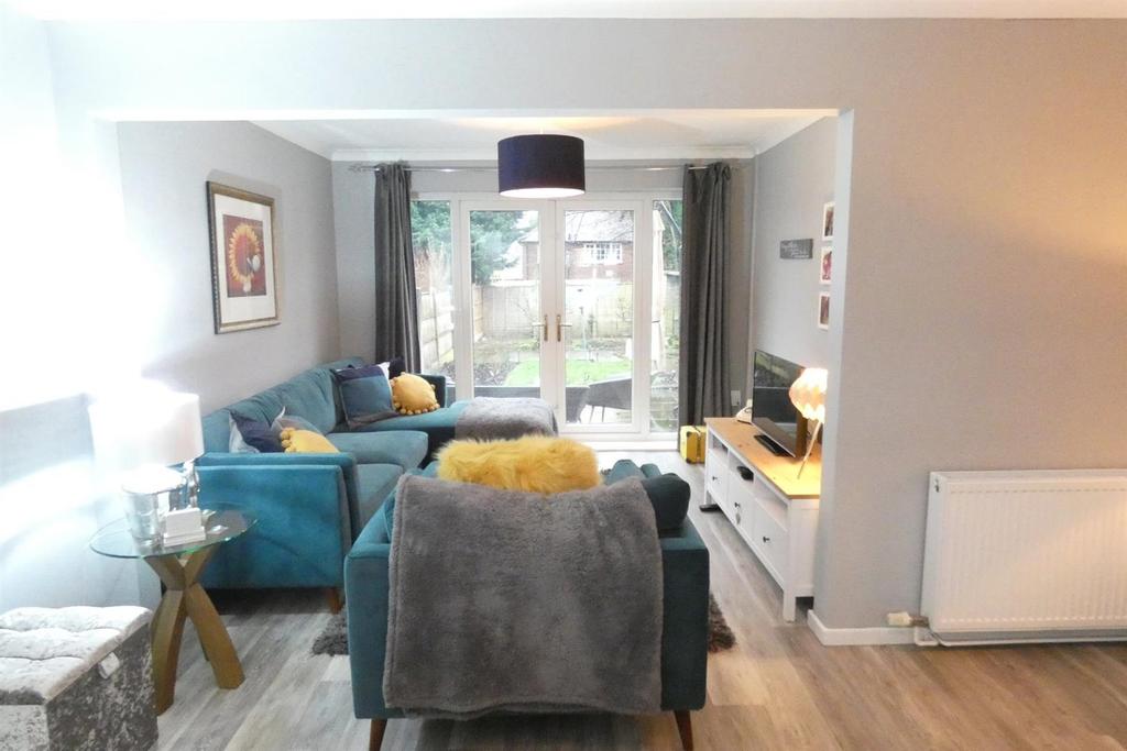 Falcon Lodge Crescent, Sutton Coldfield 3 bed terraced house £270,000