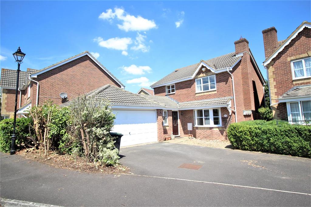 Fallow Field Close, Chippenham 4 bed detached house £1,650 pcm (£381 pw)