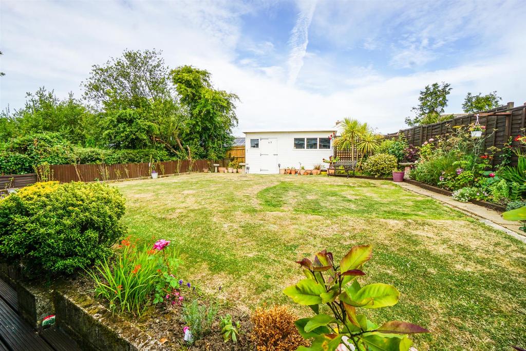 Parkstone Road, Hastings 3 bed detached bungalow £450,000