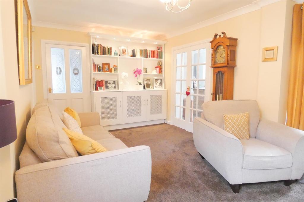 Cooksey Lane, Kingstanding, Birmingham 4 bed semidetached house £260,000