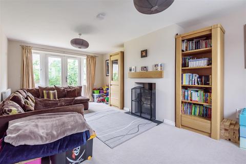 17 Drake Meadows, Churchinford, Taunton, TA3 7EL