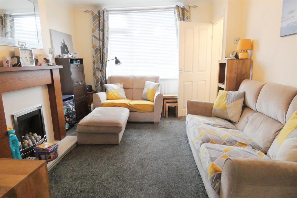 Sterndale Road, Great Barr, Birmingham 2 bed terraced house £185,000