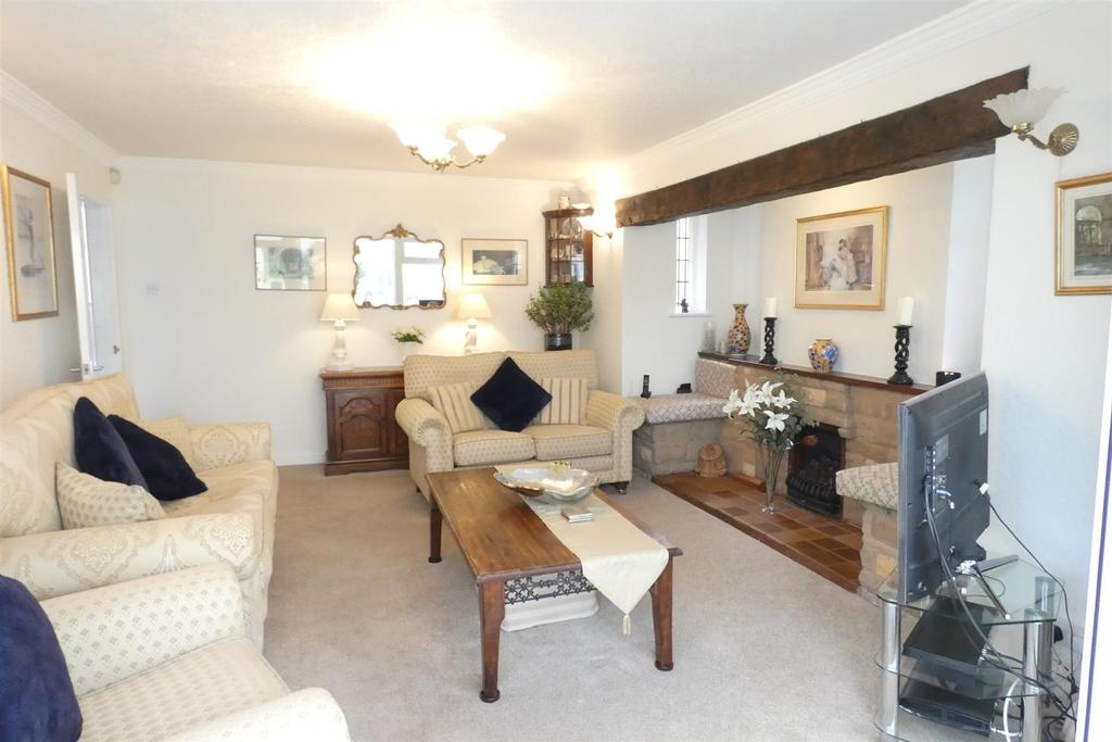 Dunchurch Crescent, Sutton Coldfield 3 bed detached bungalow £420,000