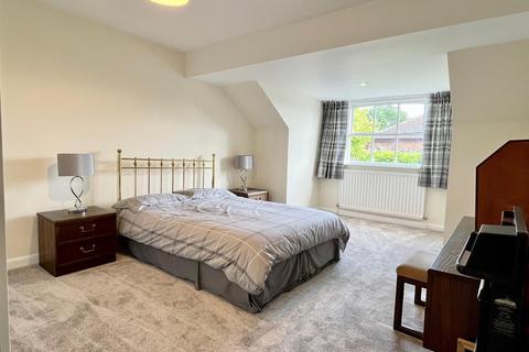 22 Dunton Close, Sutton Coldfield, B75 5QD