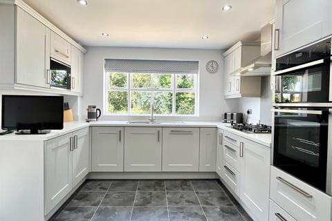 22 Dunton Close, Sutton Coldfield, B75 5QD