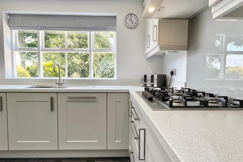 22 Dunton Close, Sutton Coldfield, B75 5QD