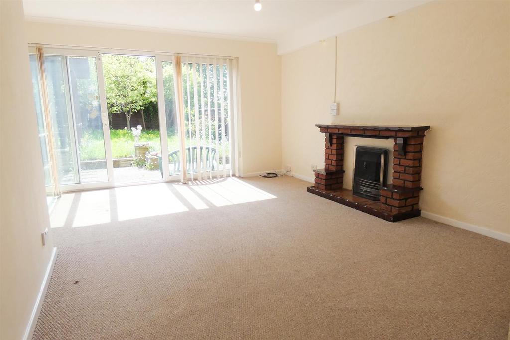 Wideacre Drive, Great Barr, Birmingham 3 bed detached house £275,000
