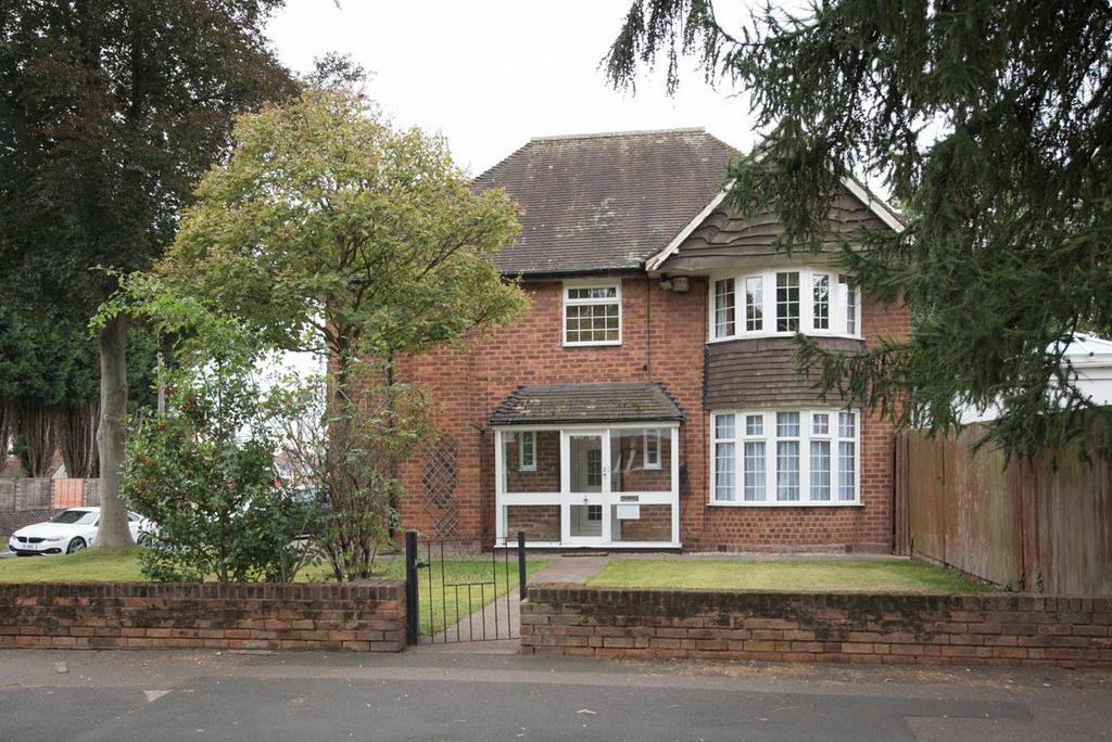 Waddington Avenue, Great Barr... 4 bed detached house £525,000