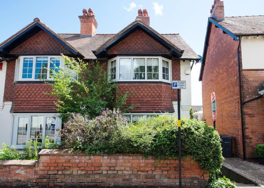 Jordan Road, Four Oaks 2 bed semidetached house £350,000