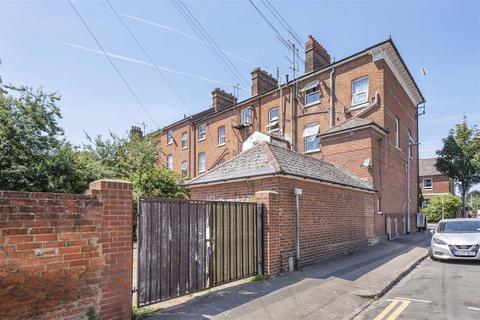 5 bedroom townhouse for sale - 43 Russell Street, Reading