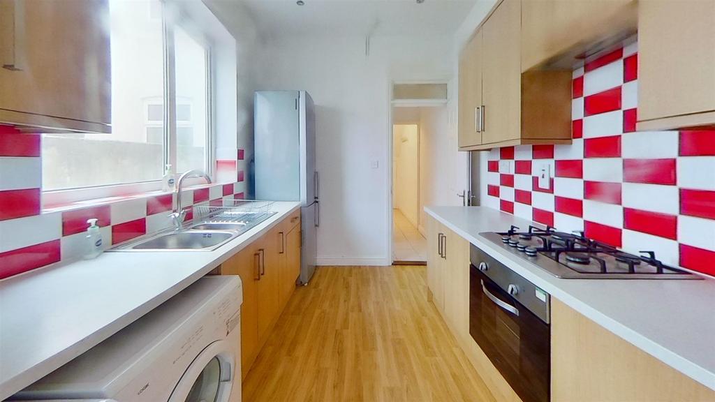 Telephone Road, Southsea, Portsmouth 5 bed house share £455 pcm (£105 pw)