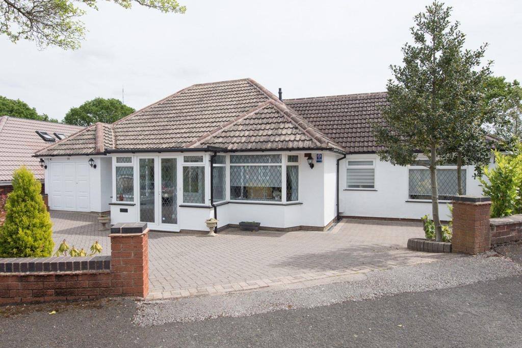 Bickley Avenue, Four Oaks 3 bed detached bungalow £535,000