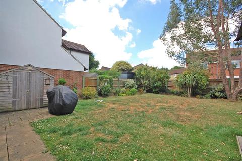 9 Long Meadow, Great Notley, Braintree, CM77 7WD