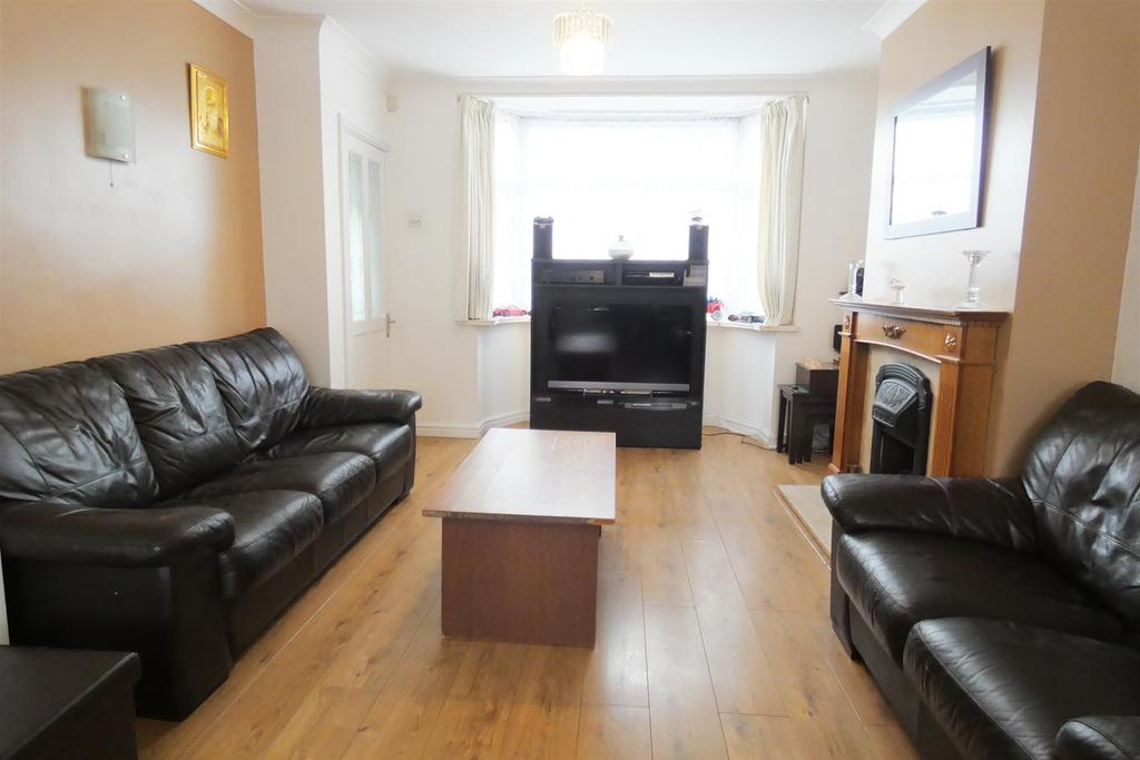Baltimore Road, Great Barr, Birmingham 2 bed end of terrace house £