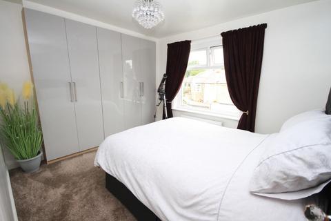 3 Norman Mount, Bradford, BD2 2NB