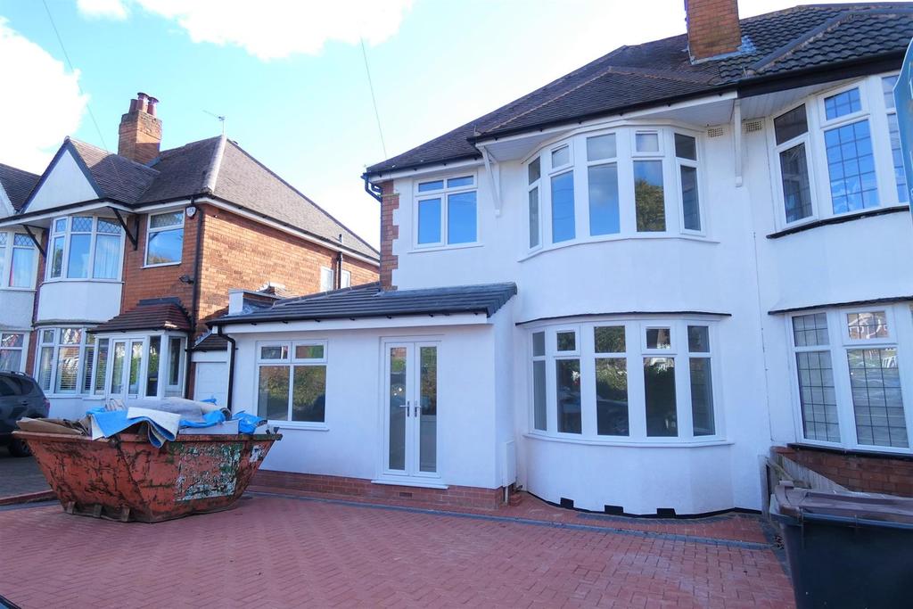 Kings Road, Sutton Coldfield, Birmingham 3 bed semidetached house £